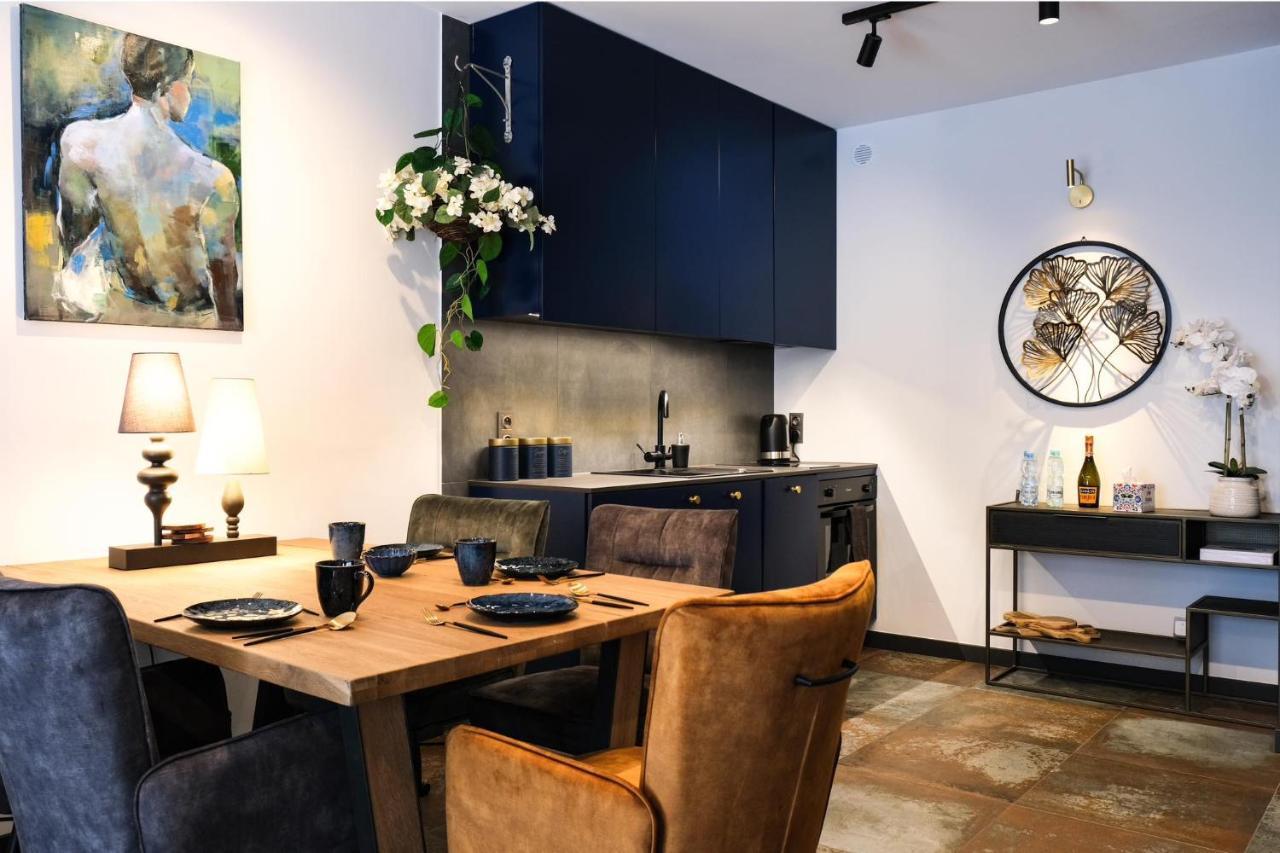 Riverside Garden Apartament Marina กดัญสก์ ภายนอก รูปภาพ